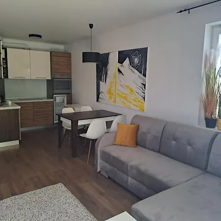 W Bursztynowych Komnatach *